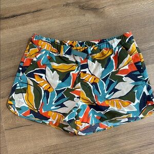 REI Women's High Waist Leaf Print Shorts - Multicolor